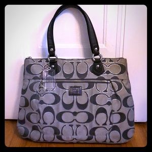 Authentic Coach Poppy Bag